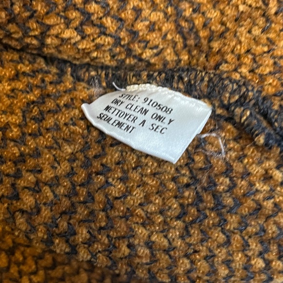 Large Vintage Alfred Sung Chenille \ Wool Cardigan Jacket. Gold and Black. - Picture 6 of 10